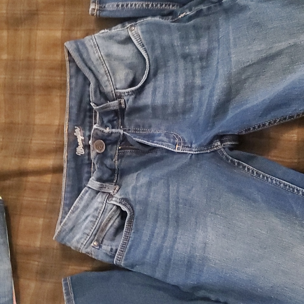 Wrangler straight leg jeans